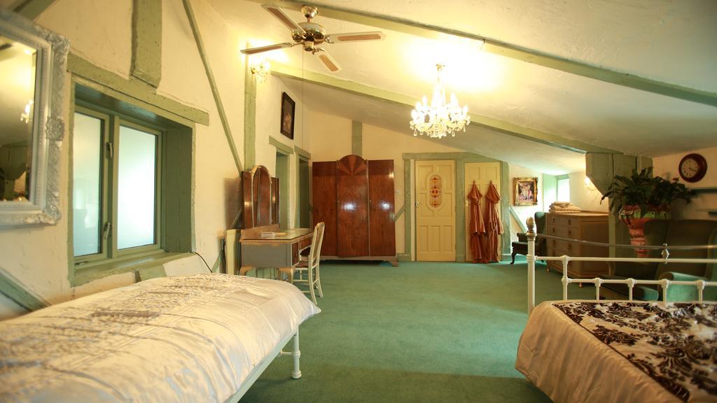 The Edge Accommodation Huddersfield Habitación foto
